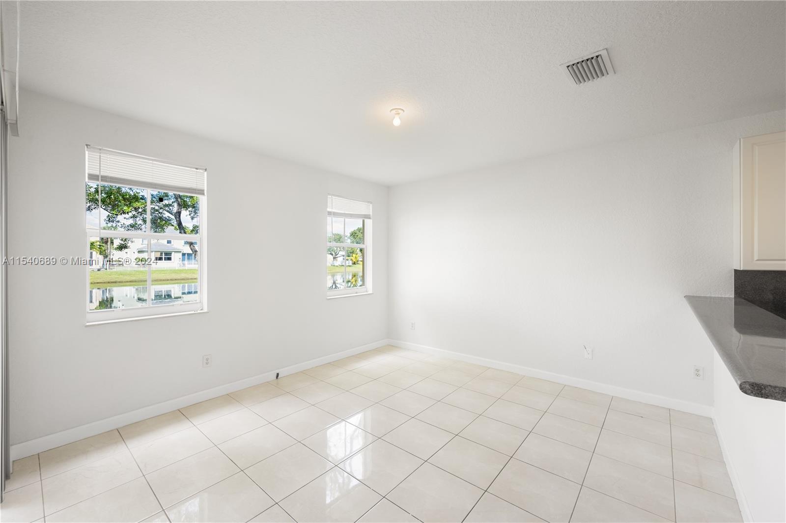 2212 Shoma Dr