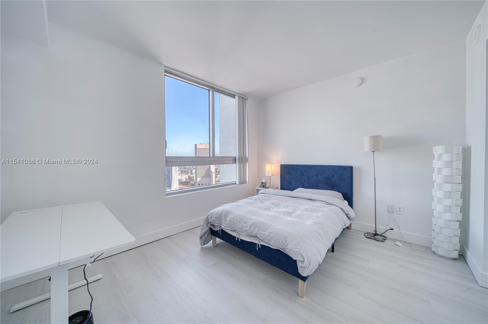 90 SW 3rd St # 3607