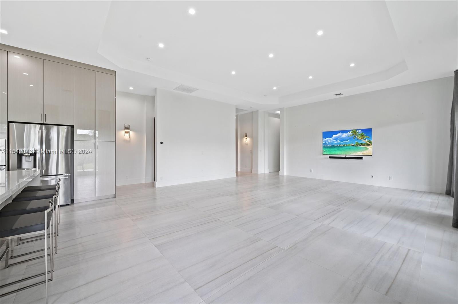 2400 SW 112th Ave