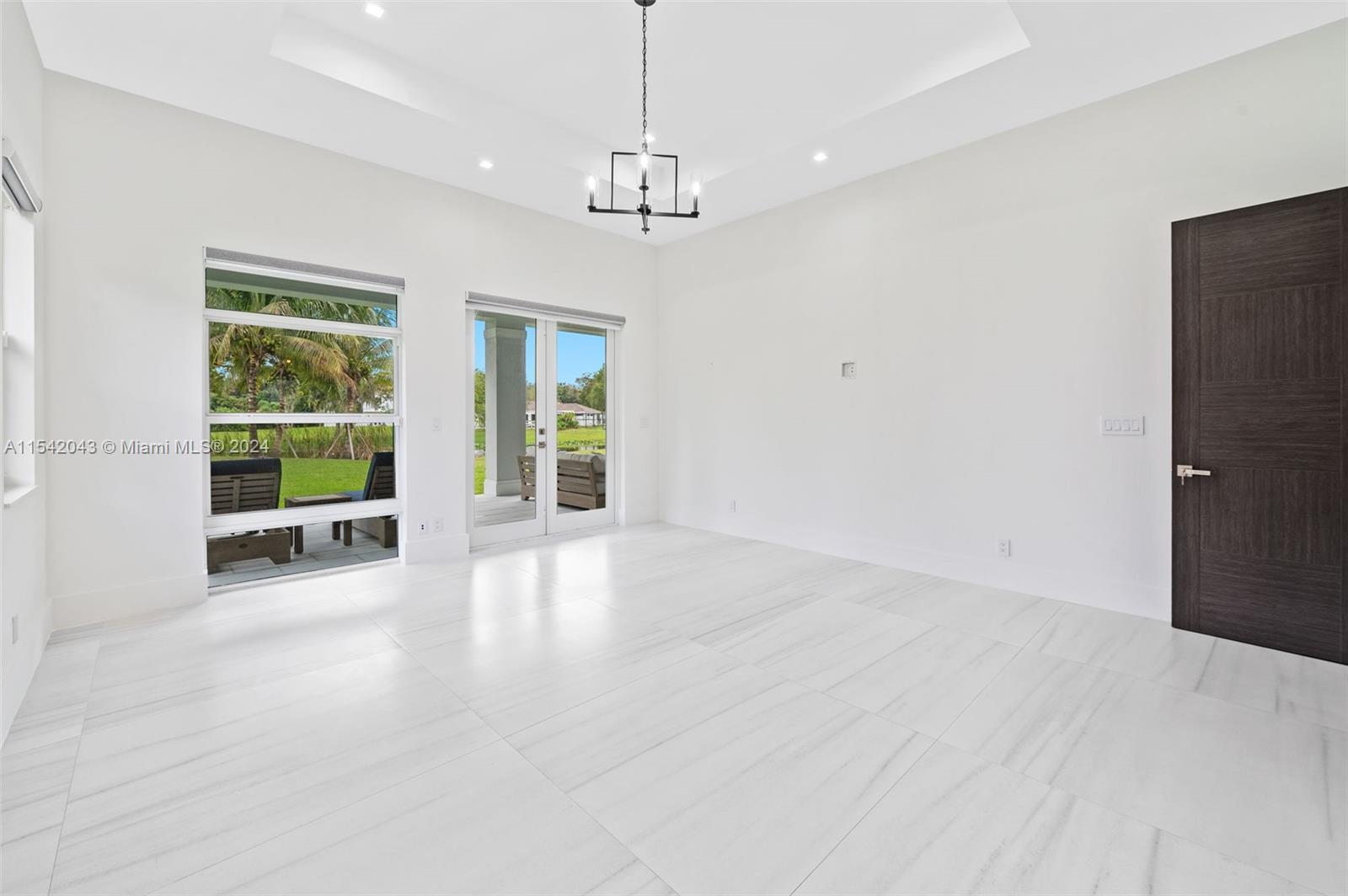 2400 SW 112th Ave