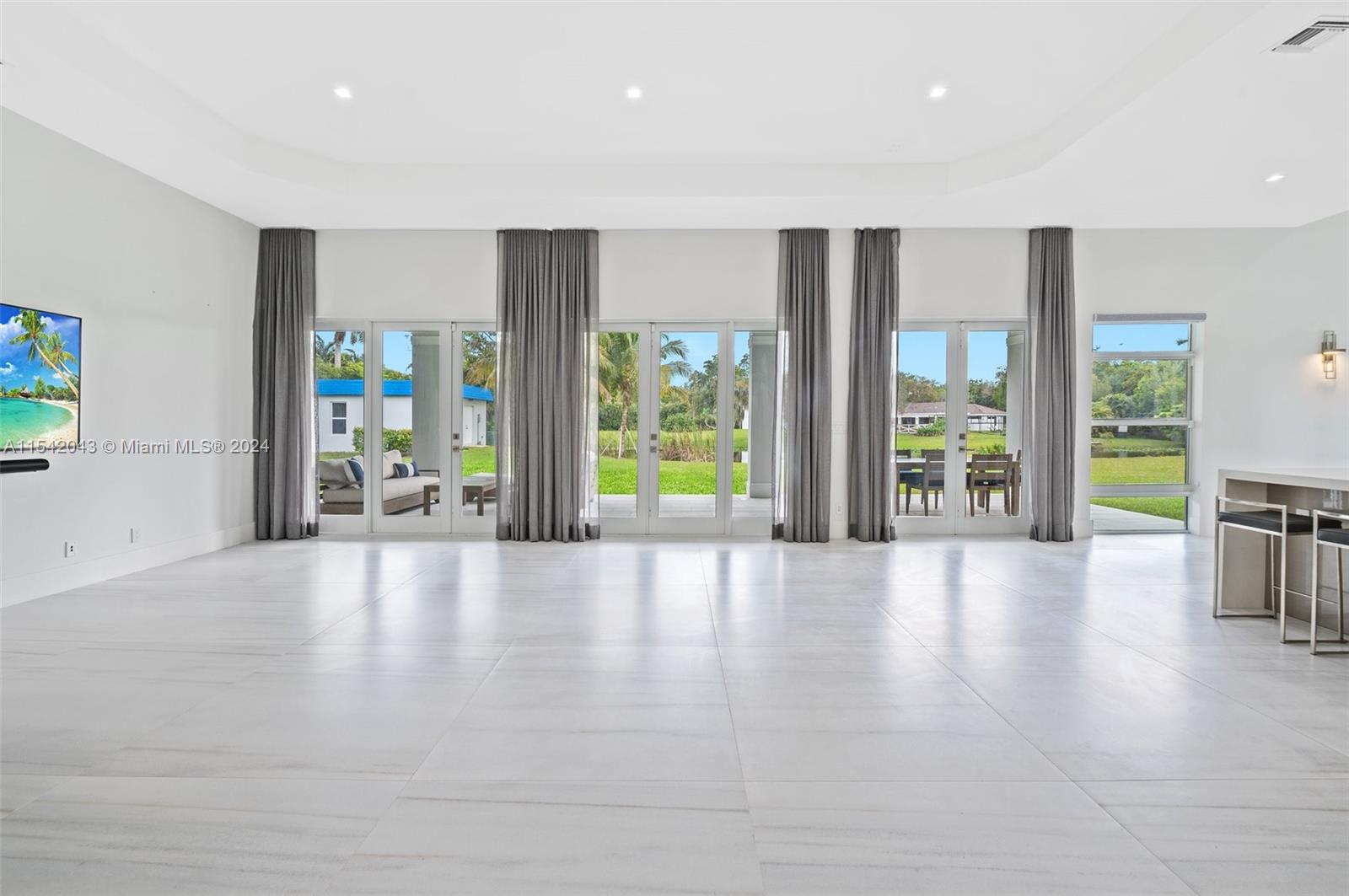 2400 SW 112th Ave