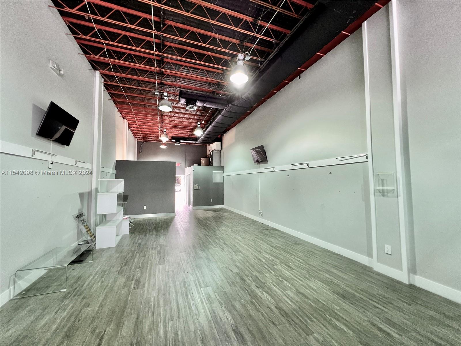 1410 Ponce De Leon Blvd