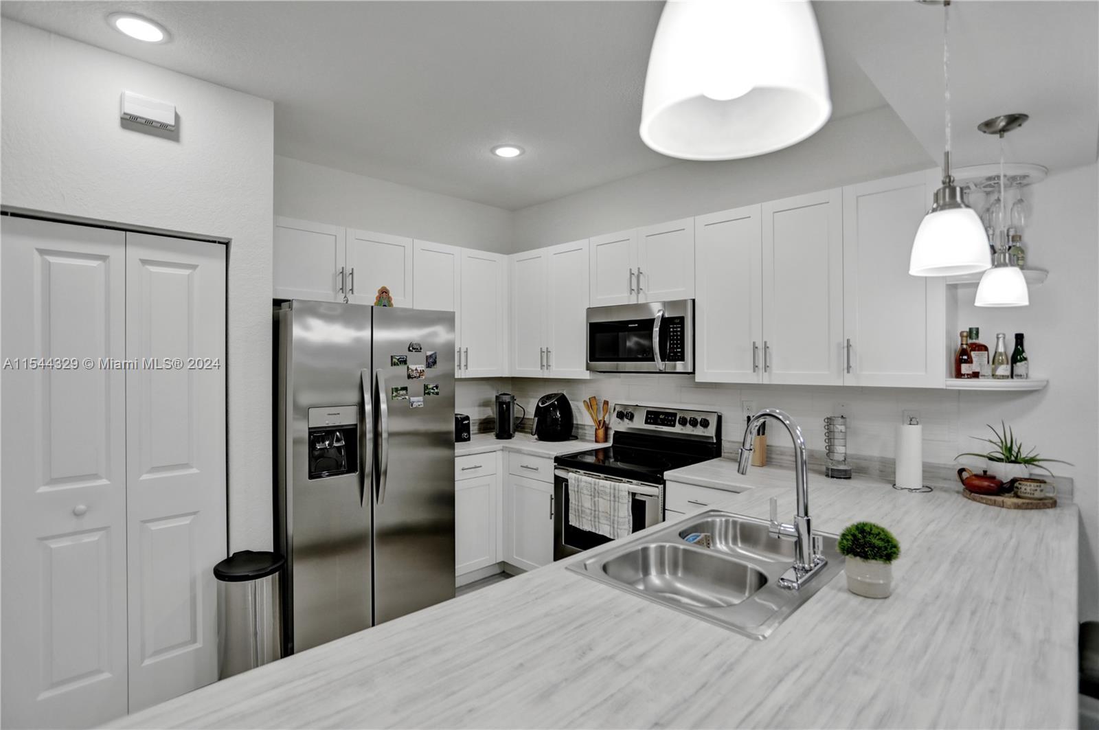 23309 SW 111th Ave # 23309