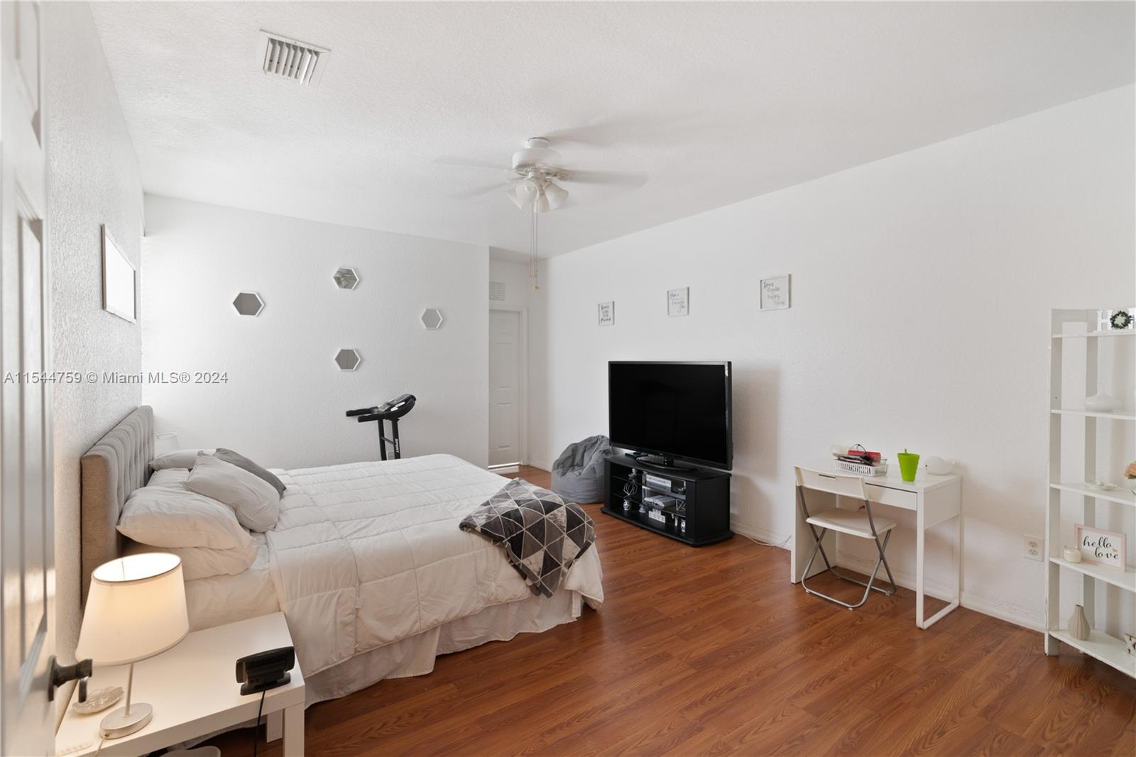 1949 SE 23rd Ter # 1949