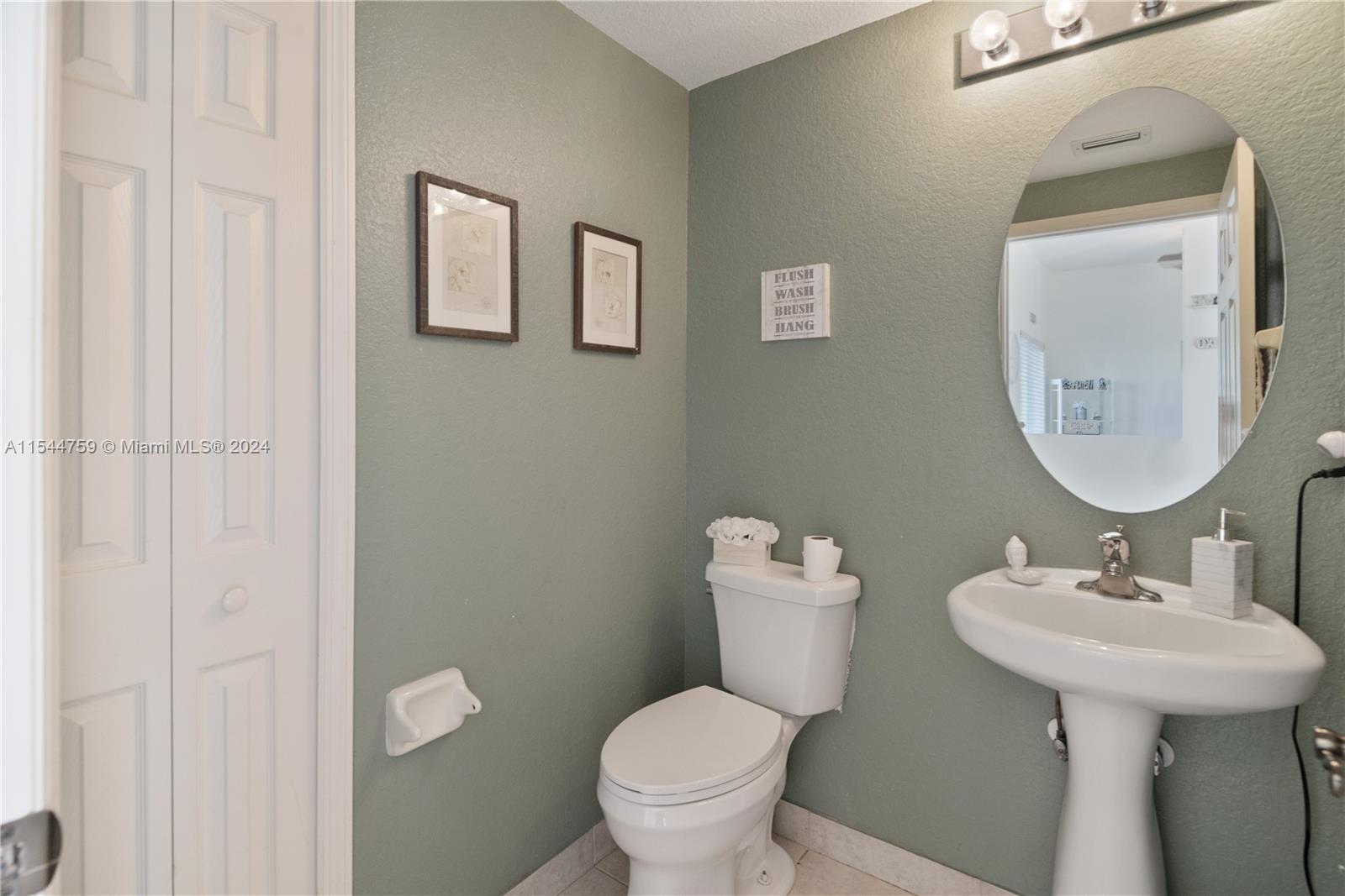 1949 SE 23rd Ter # 1949