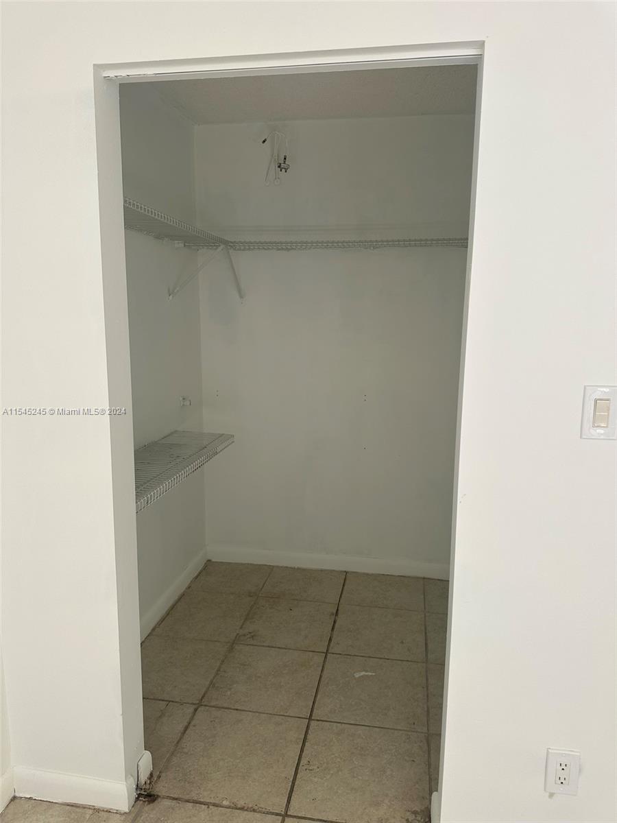 16909 N Bay Rd # 116