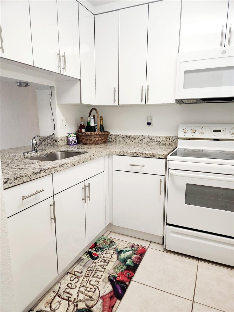 9360 Fontainebleau Blvd # 503