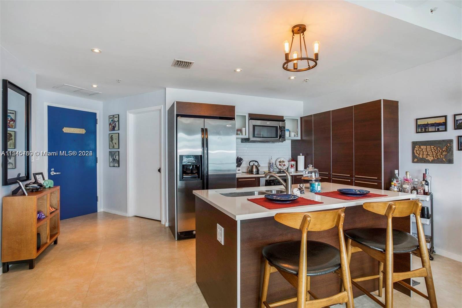 1900 N Bayshore Dr # 2307