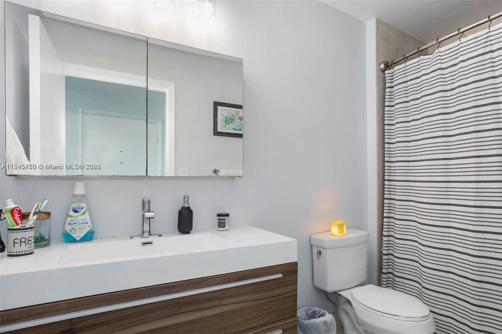 1900 N Bayshore Dr # 2307