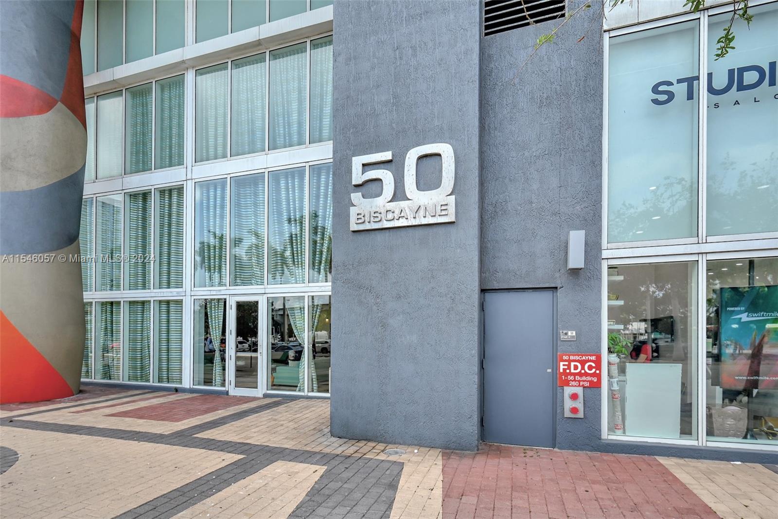 50 Biscayne Blvd # 3802
