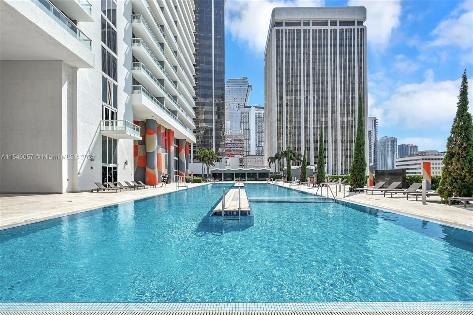 50 Biscayne Blvd # 3802