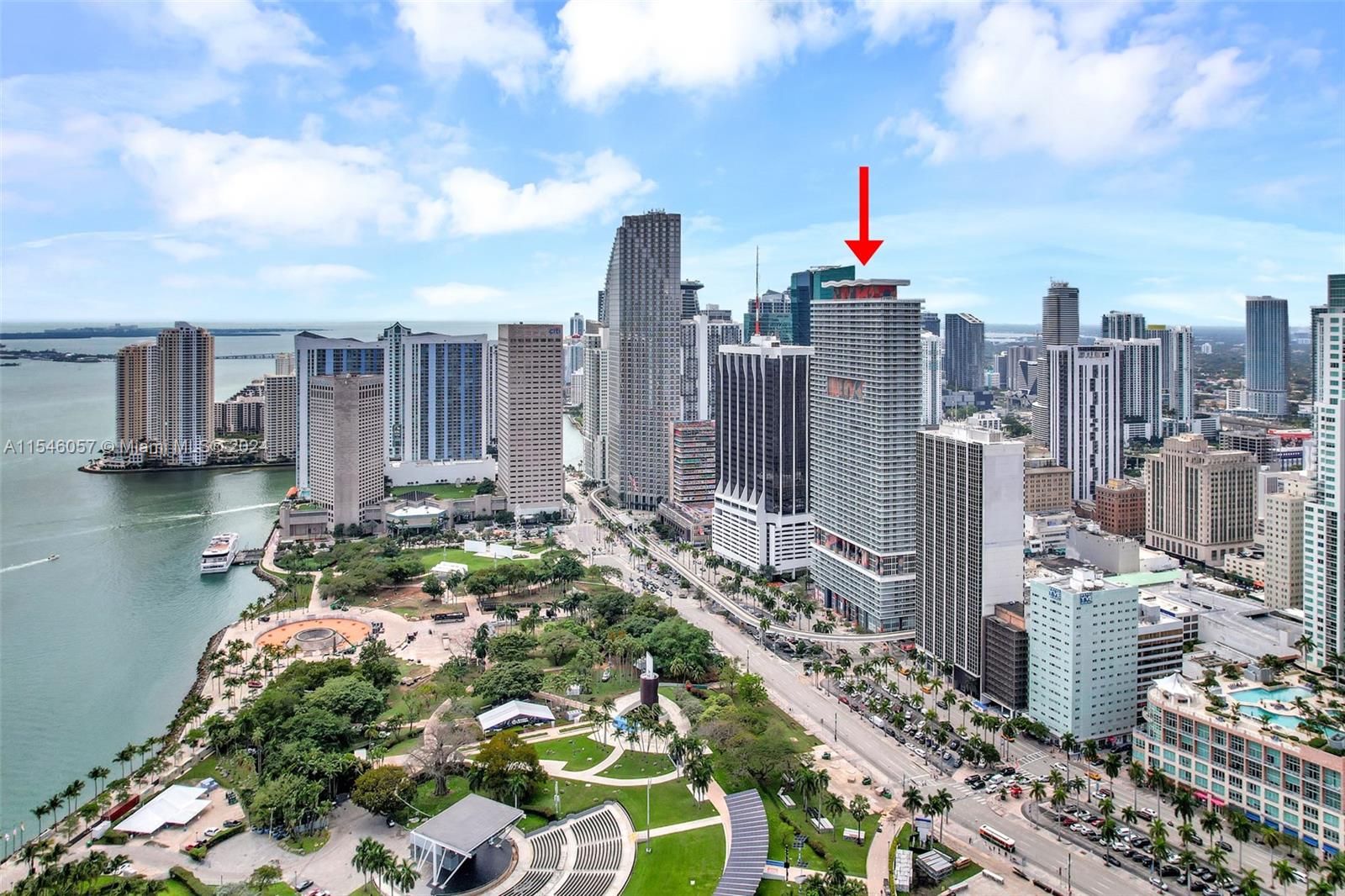 50 Biscayne Blvd # 3802