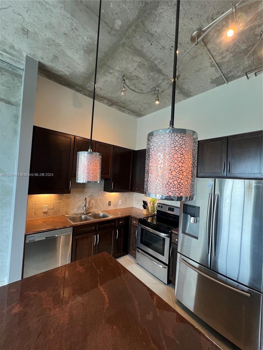 2001 Biscayne Blvd # 3506
