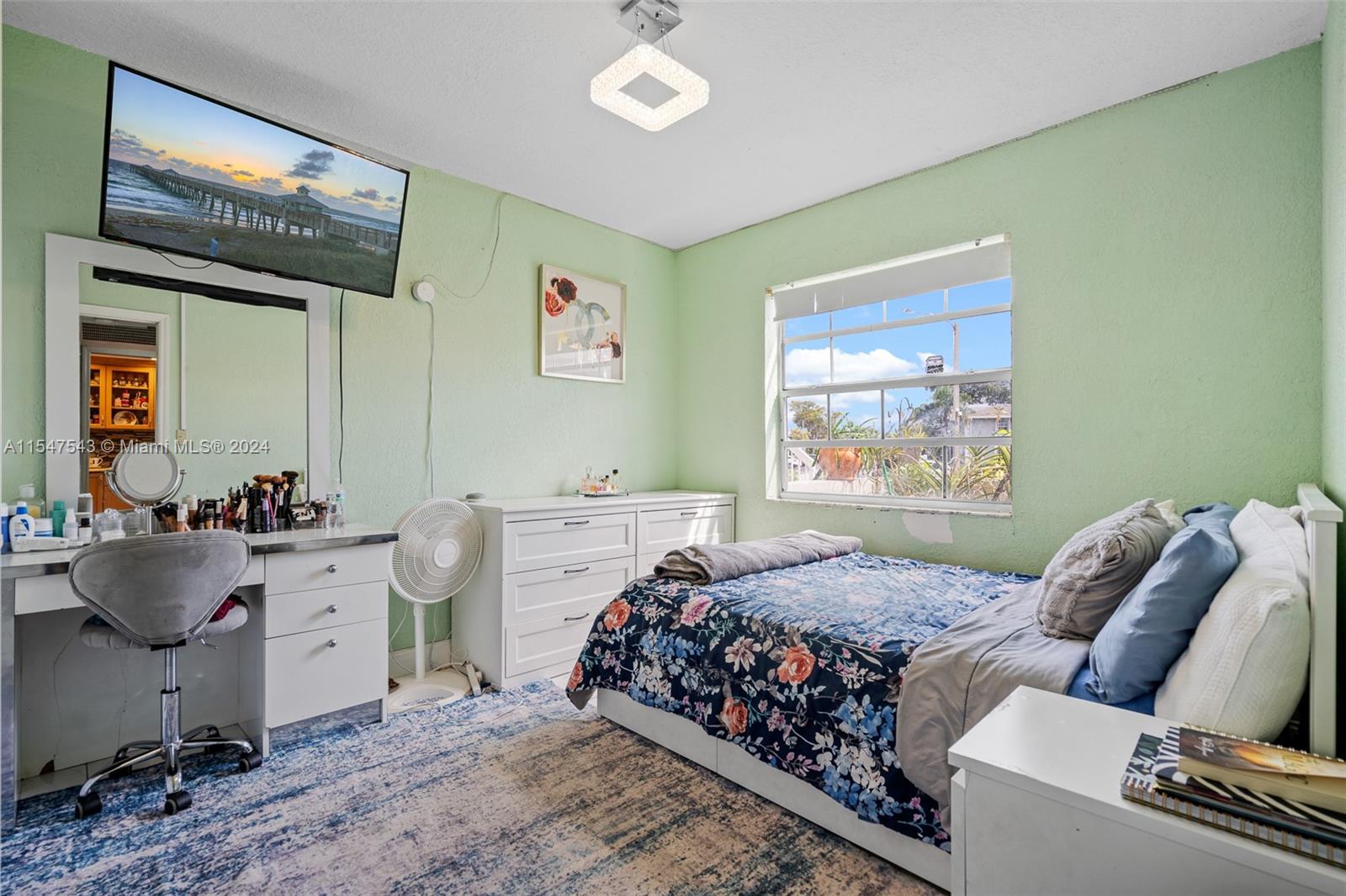 438 NE 210th Cir Ter # 4B Unit: 104-4B