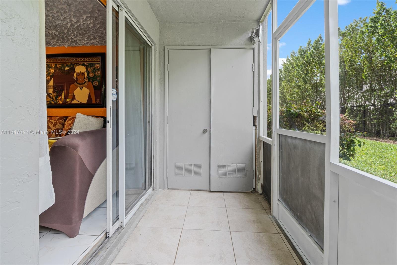 438 NE 210th Cir Ter # 4B Unit: 104-4B