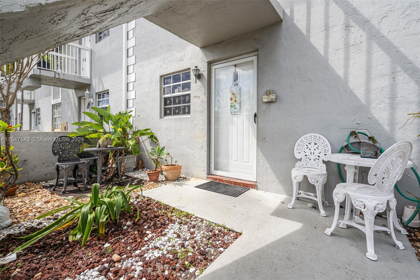 438 NE 210th Cir Ter # 4B Unit: 104-4B
