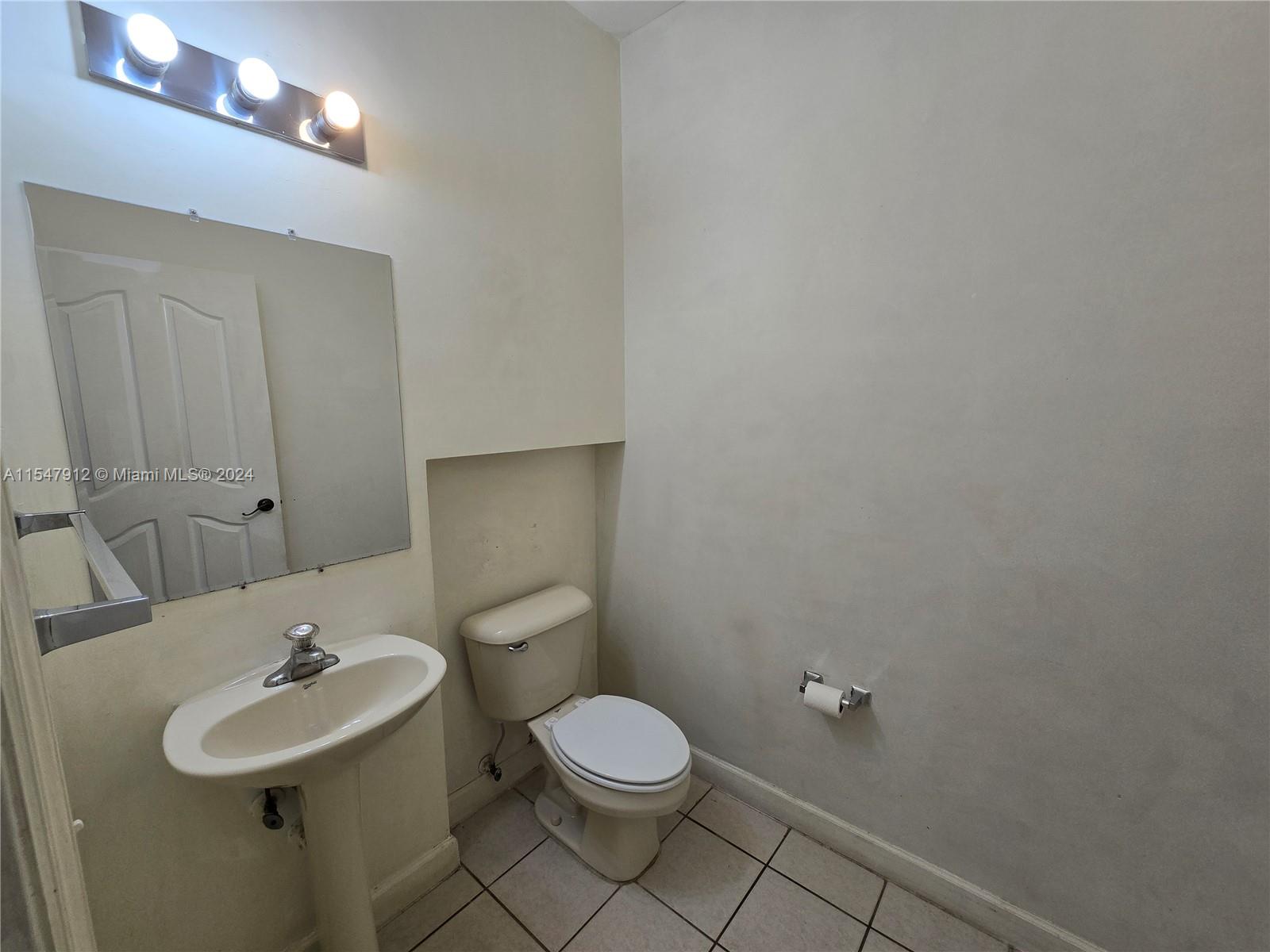 11374 SW 230th Ter # 11374