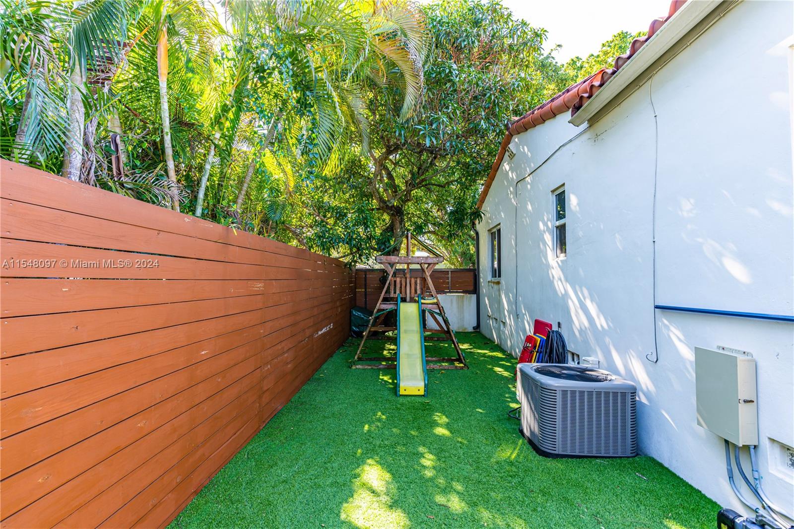 1871 SW 21st Ter