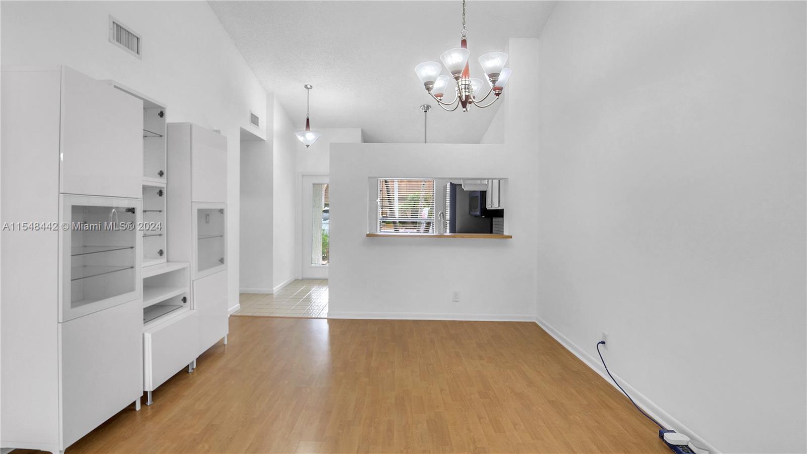 3068 S Oakland Forest Dr # 803
