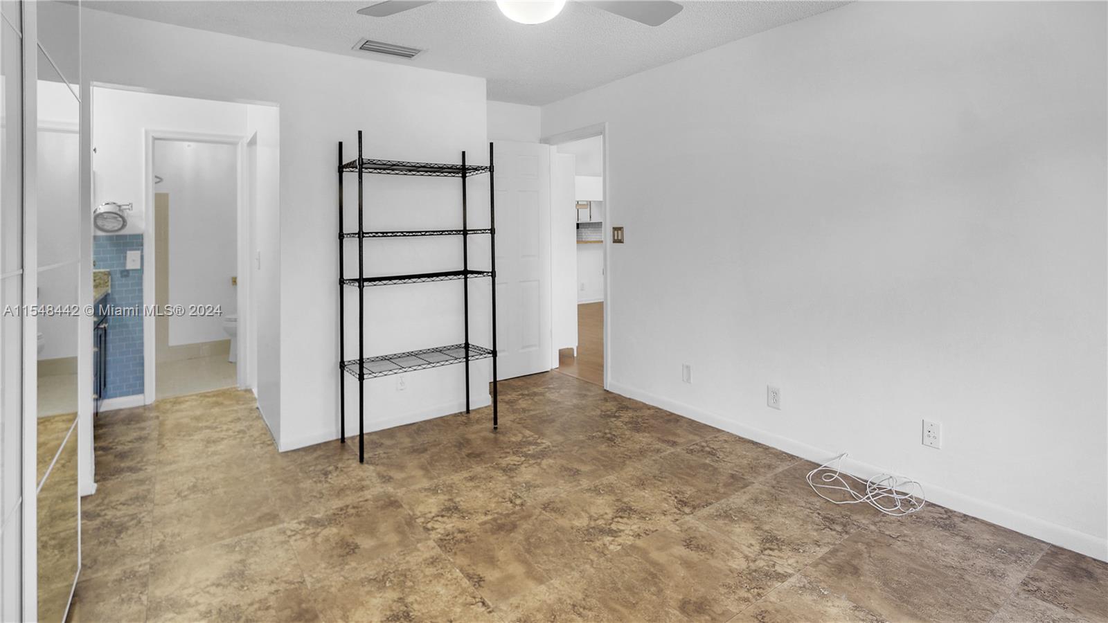 3068 S Oakland Forest Dr # 803