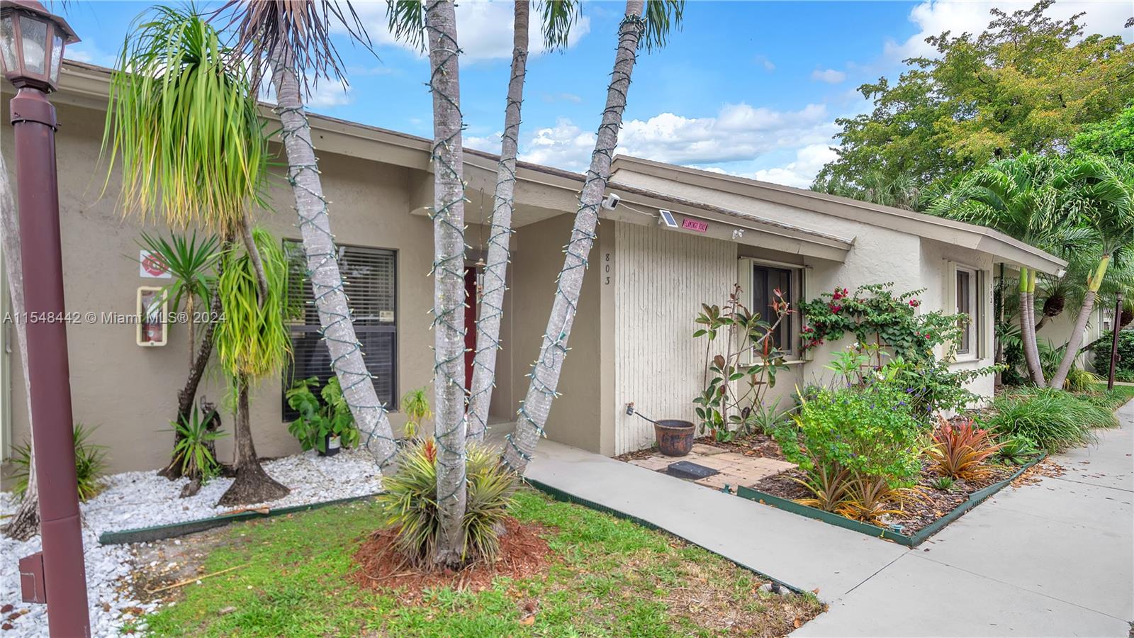 3068 S Oakland Forest Dr # 803
