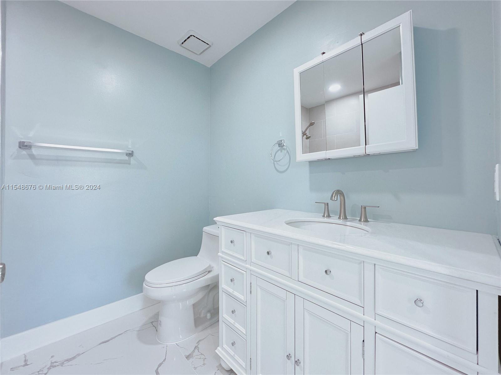 10014 Hammocks Blvd # 4 Unit: 201-4