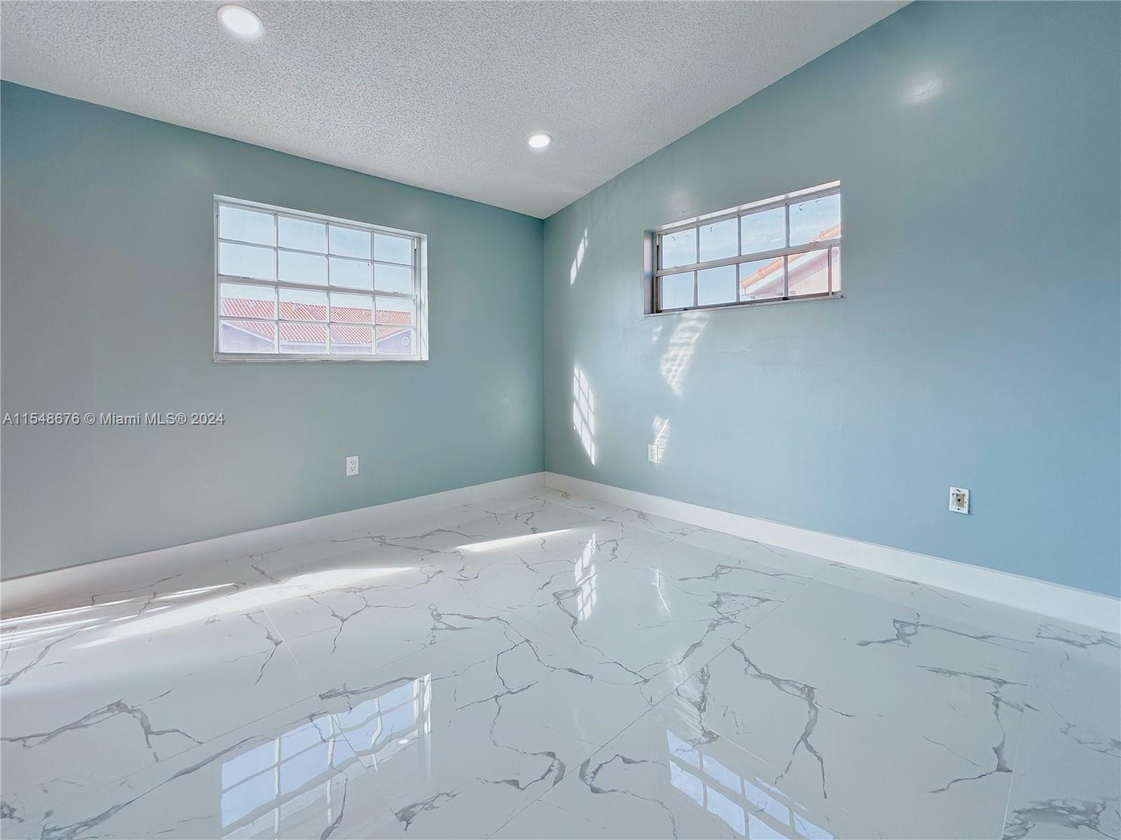 10014 Hammocks Blvd # 4 Unit: 201-4