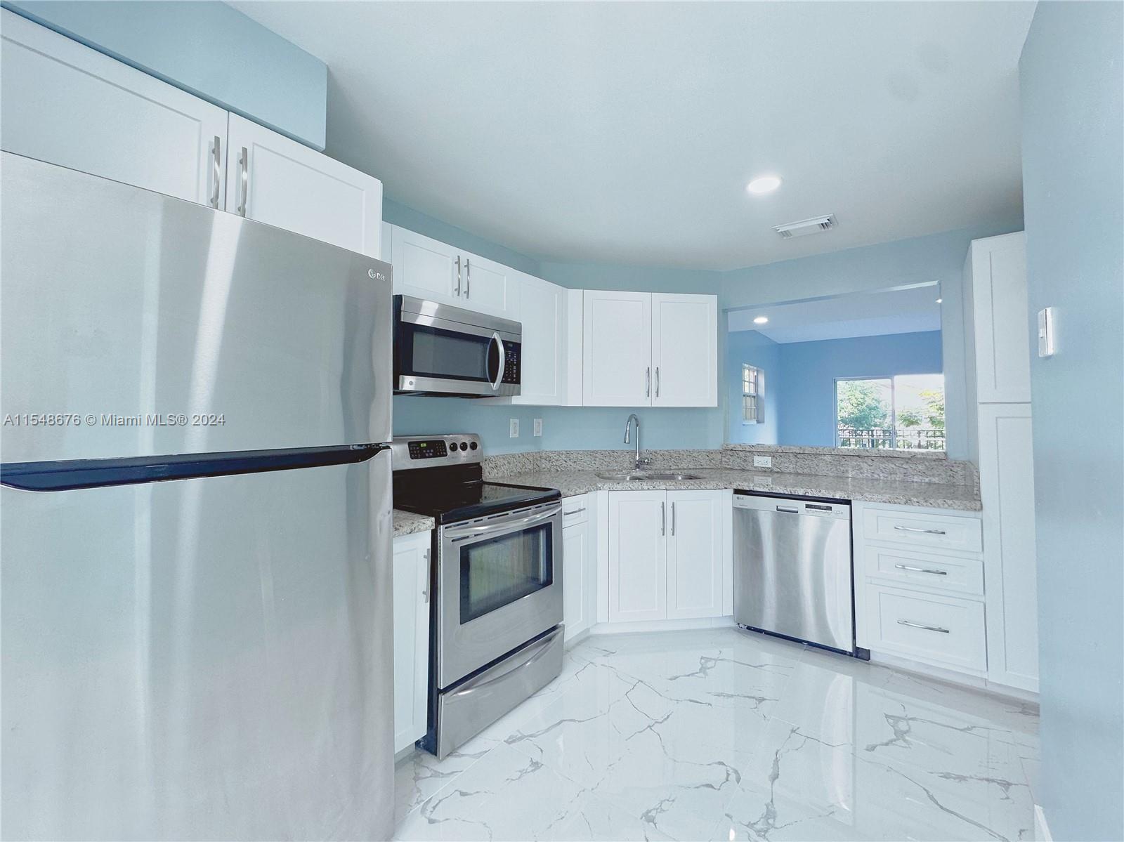 10014 Hammocks Blvd # 4 Unit: 201-4