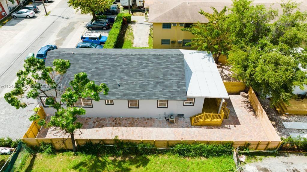 2135 SW 4th St # 2135