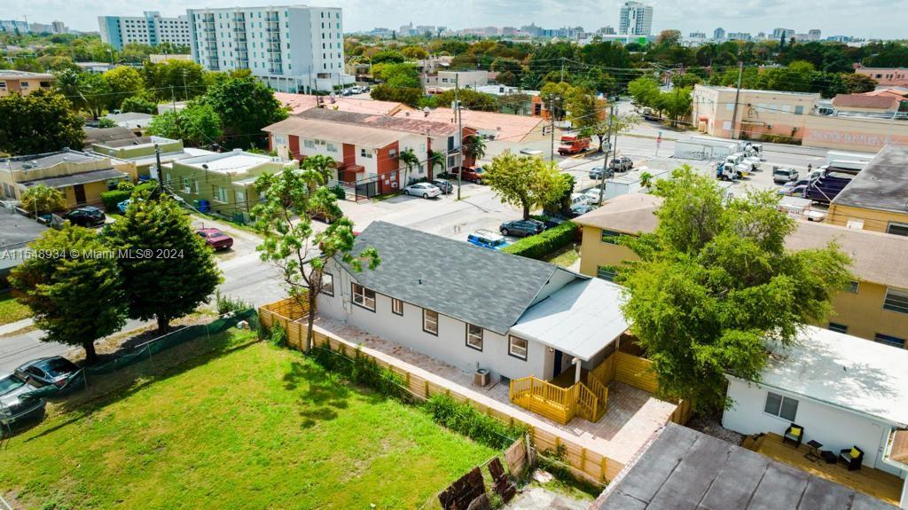 2135 SW 4th St # 2135