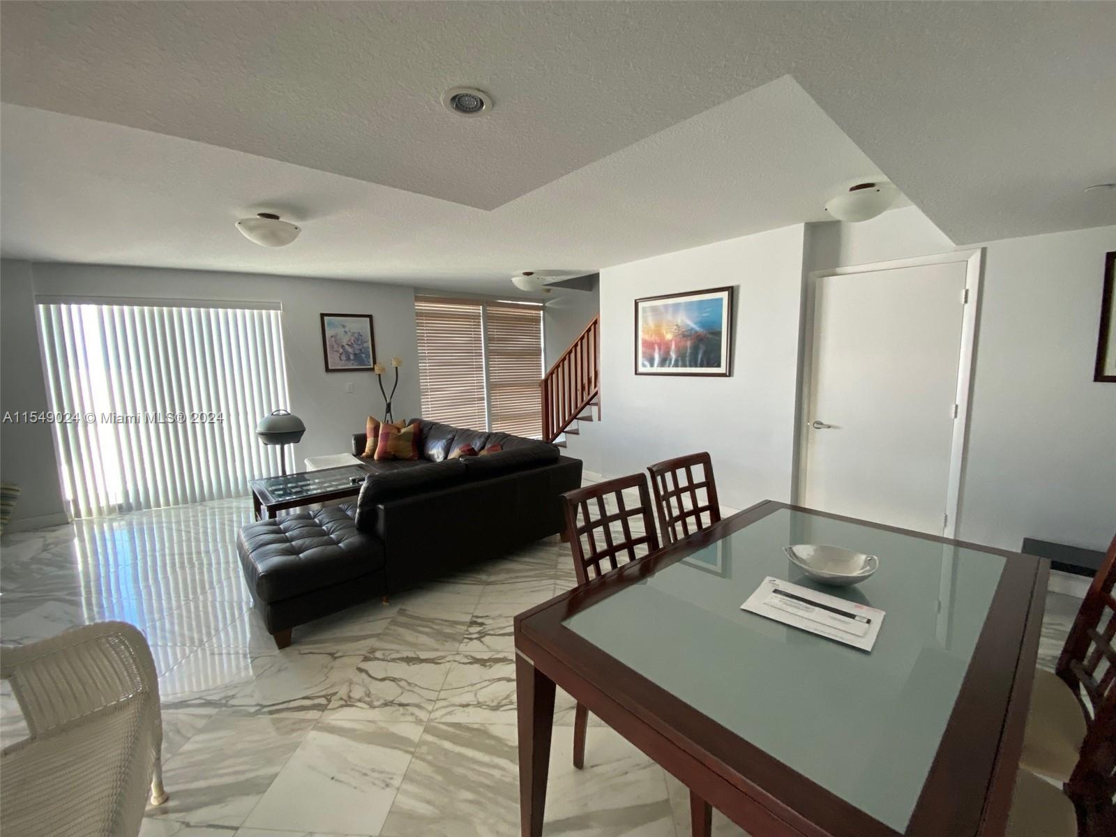 7600 Collins Ave # 711