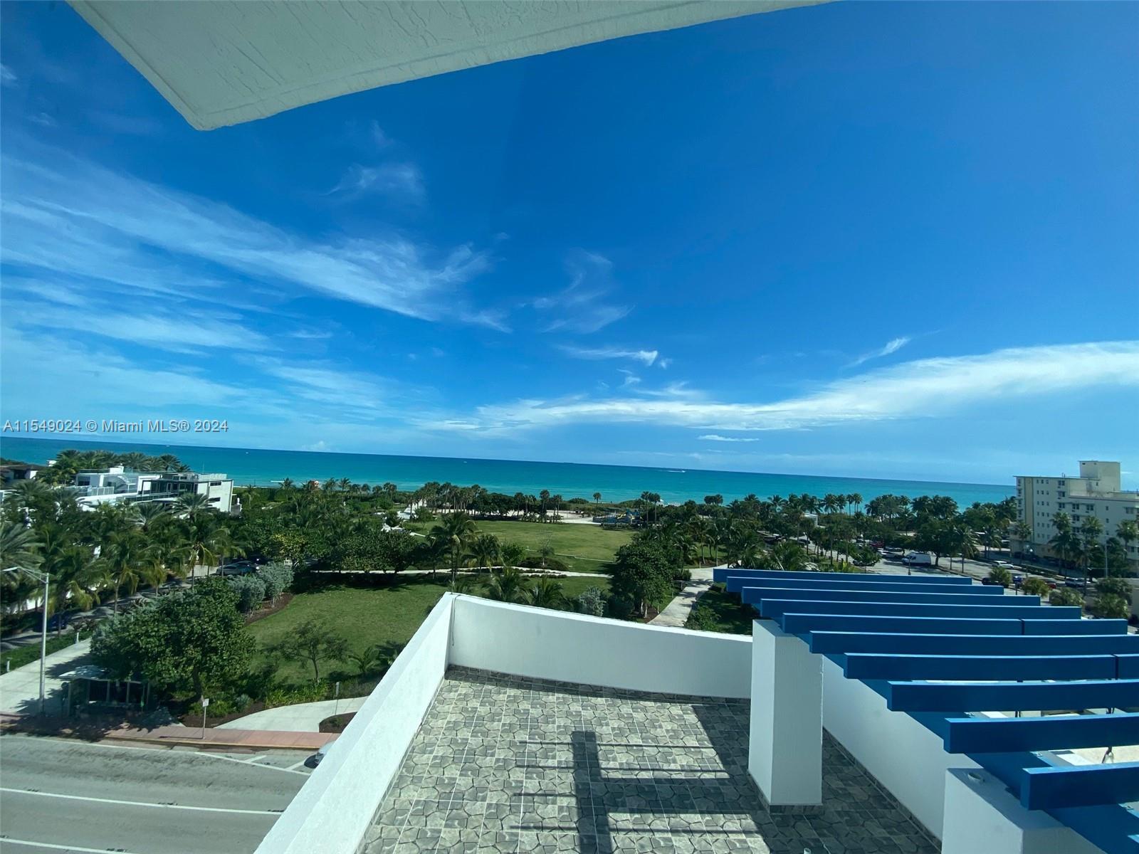 7600 Collins Ave # 711