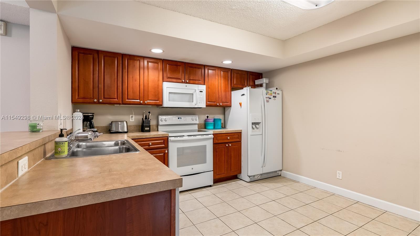 10121 W Sunrise Blvd # 105