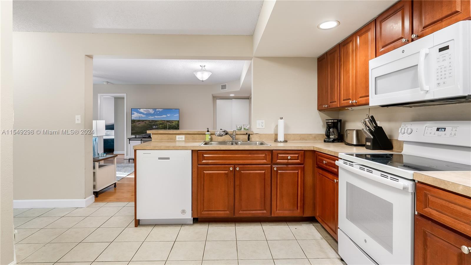 10121 W Sunrise Blvd # 105