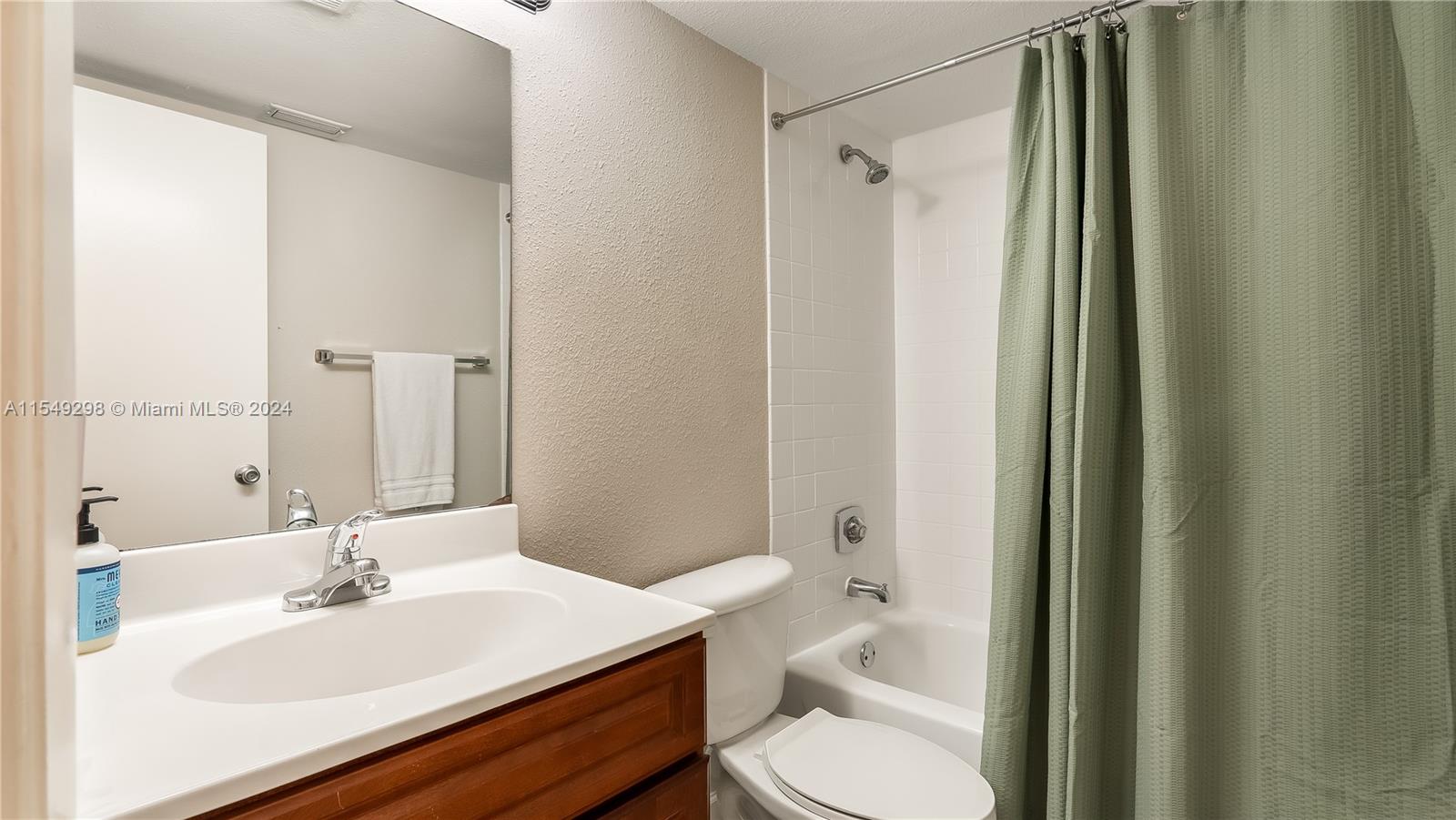 10121 W Sunrise Blvd # 105