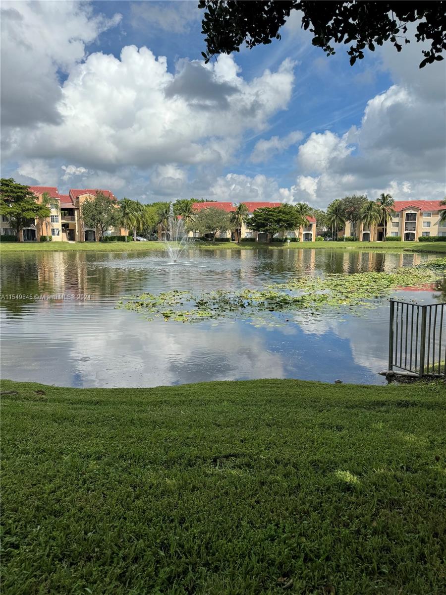 2113 Renaissance Blvd # 208