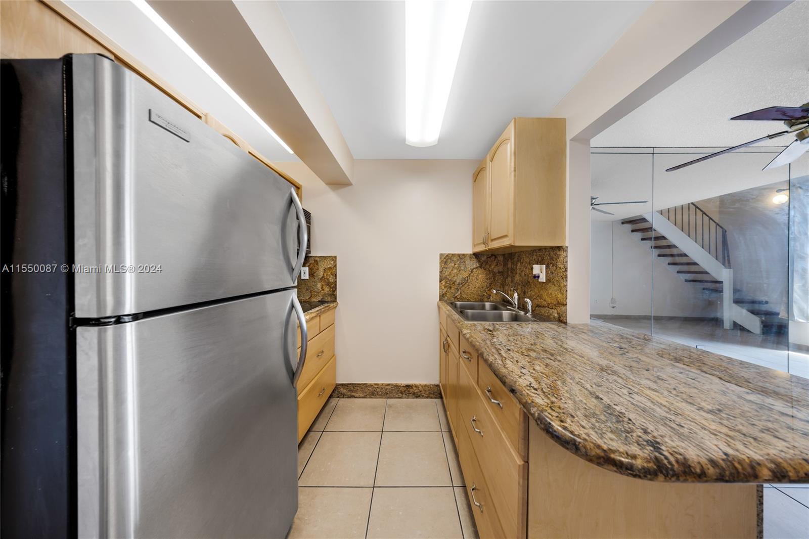 449 Swallow Dr # 11