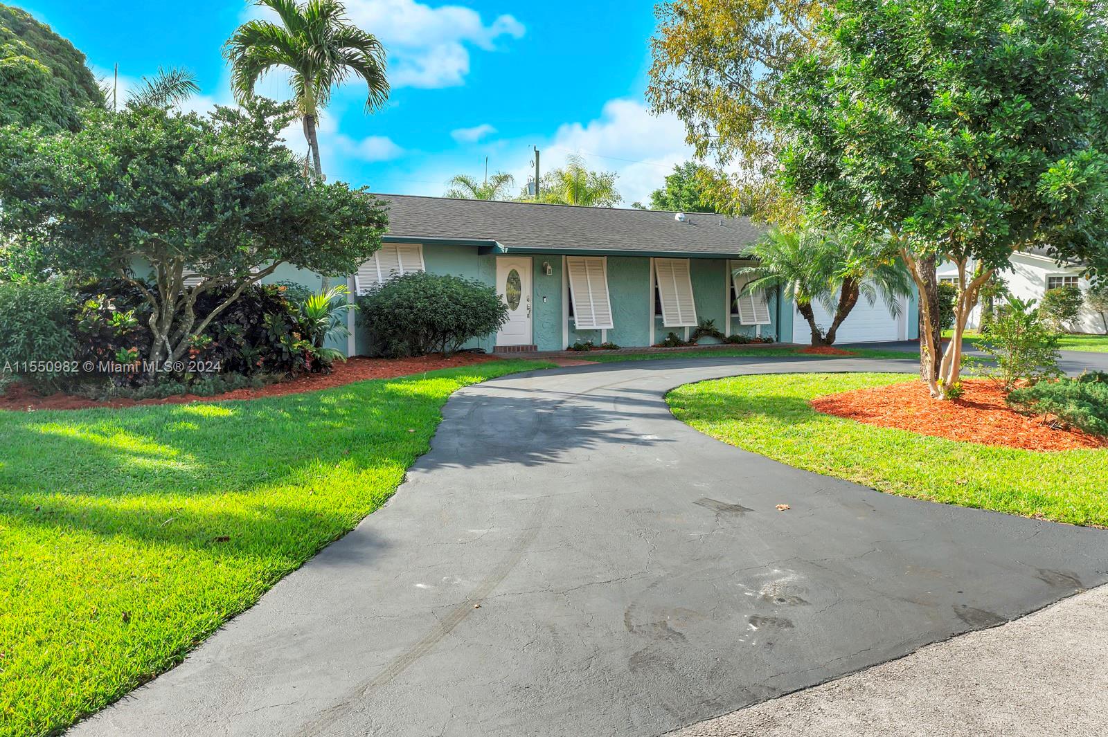 27440 SW 165th Ave