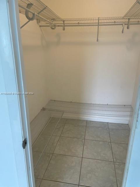 9455 W Flagler St # C512