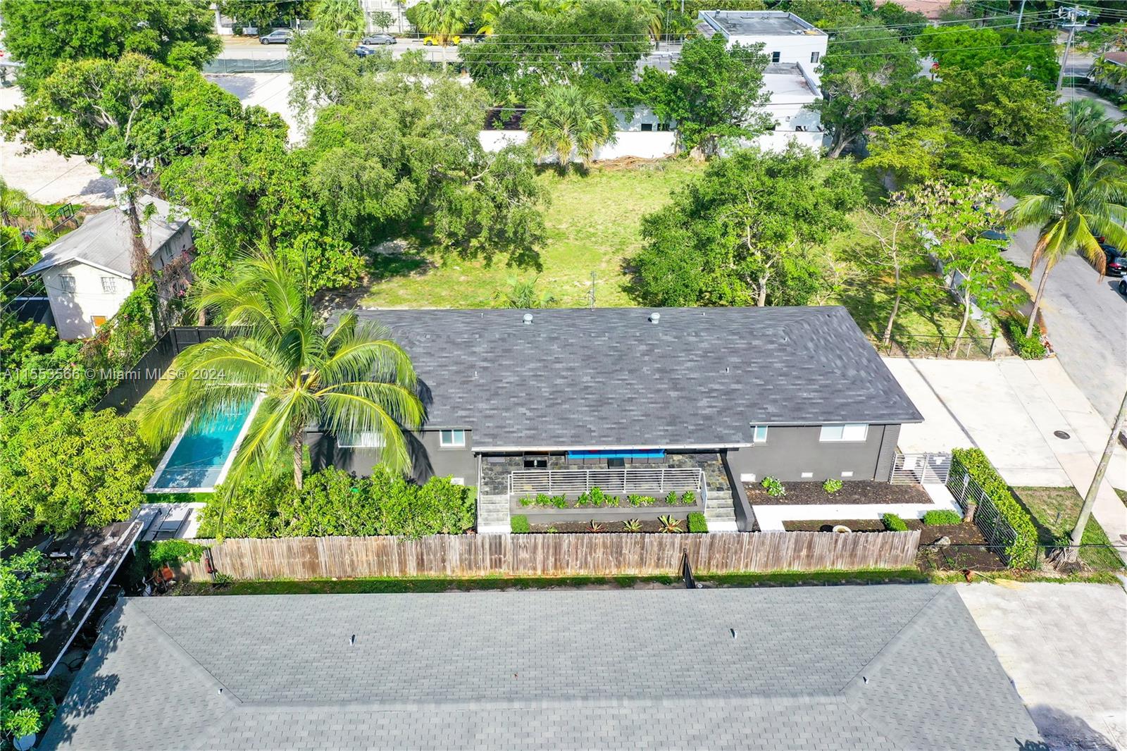 175 NE 49th St