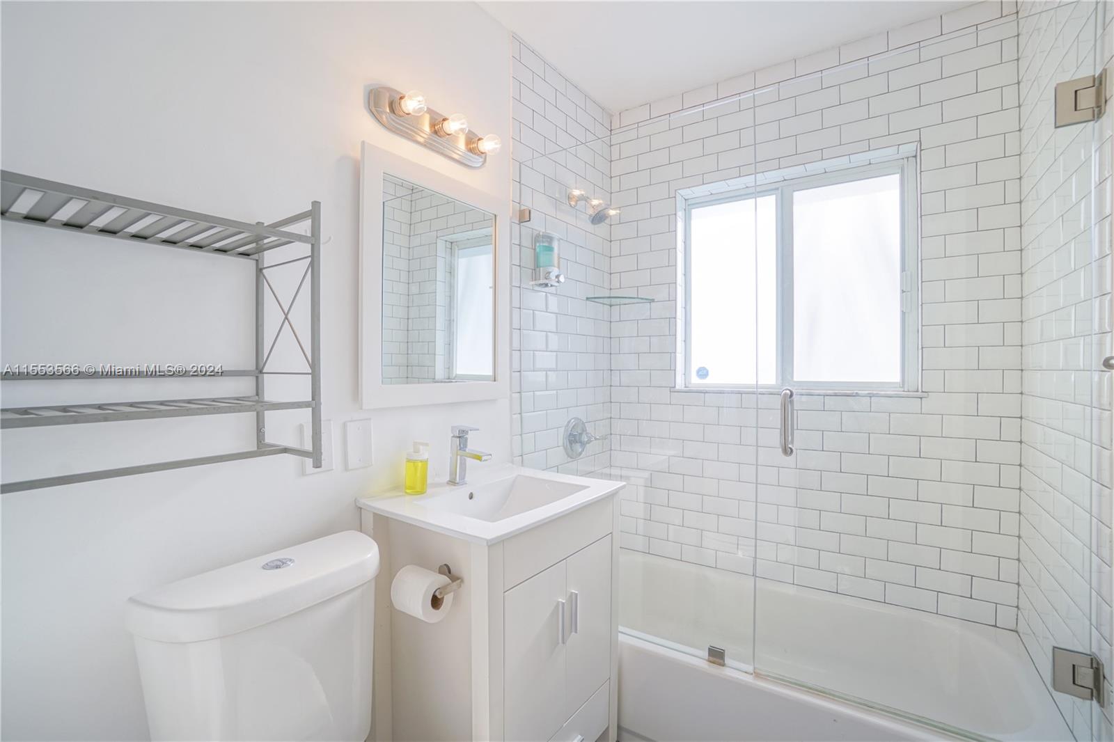 175 NE 49th St