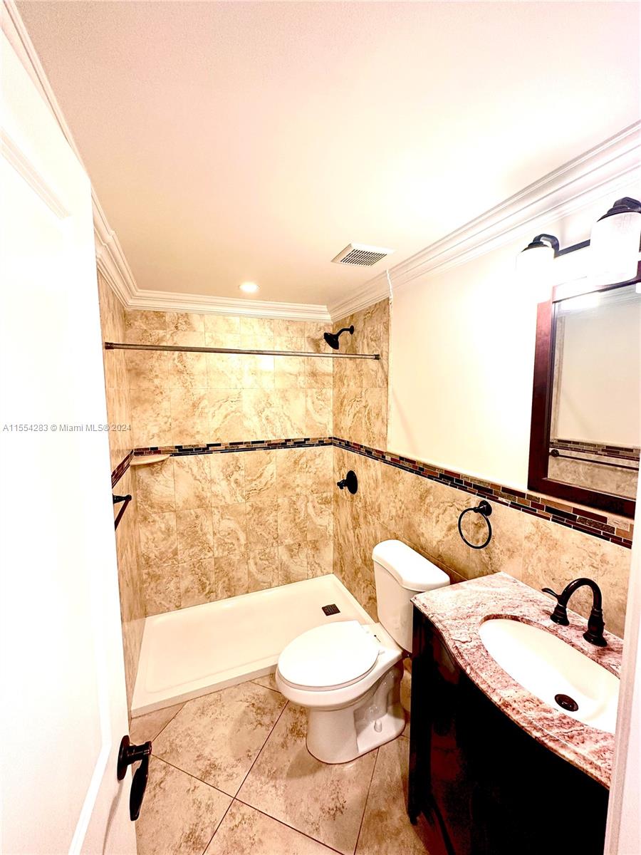 19851 SW 114th Ave # 302