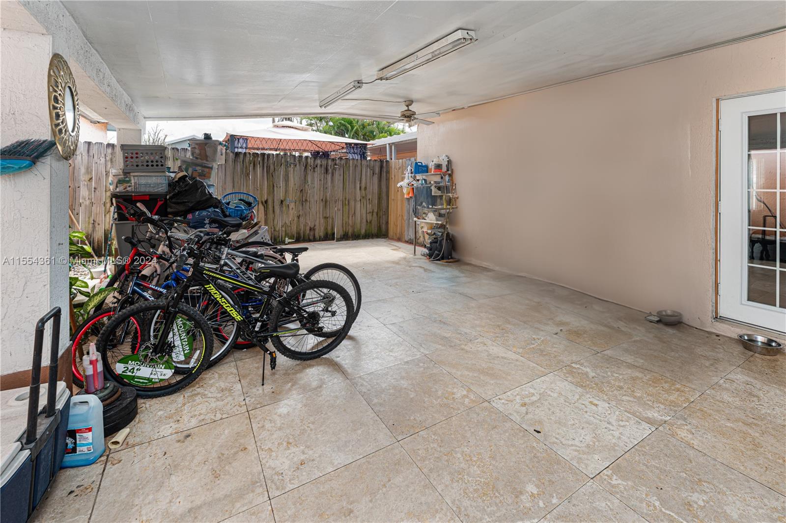 11450 SW 185th St