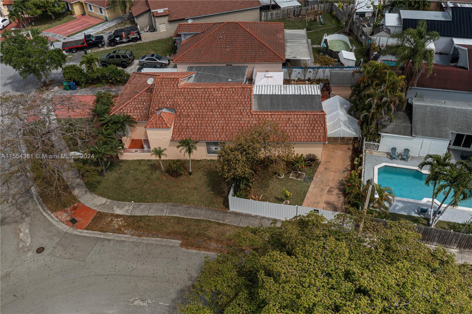 11450 SW 185th St