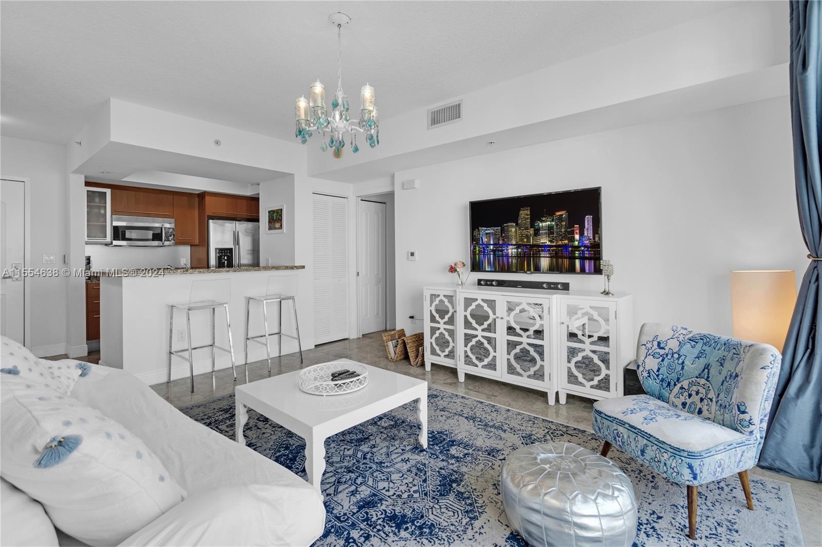 110 Washington Ave # 1712