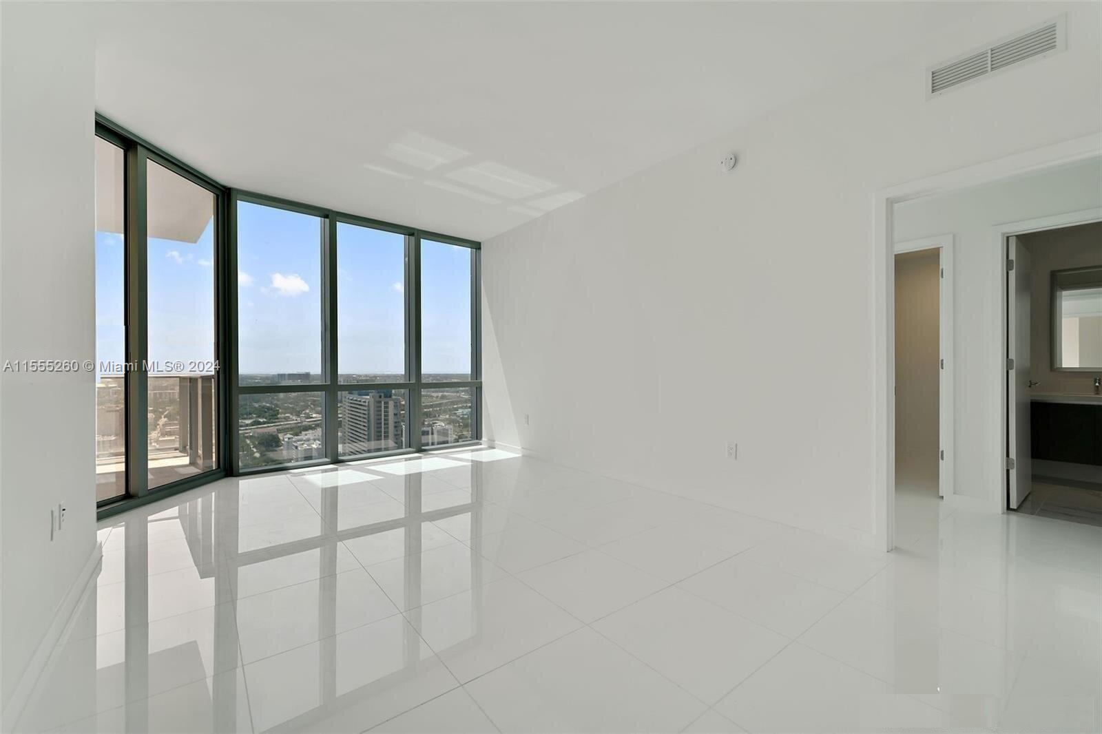 851 NE 1st Ave # 4308