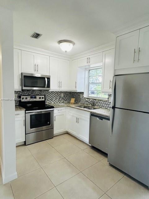 225 Davis Rd