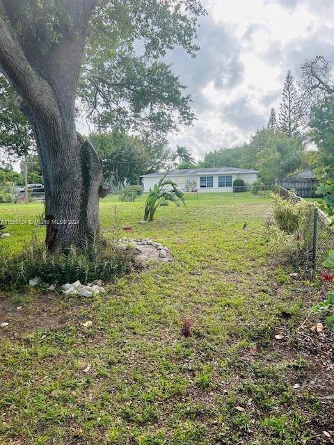 225 Davis Rd