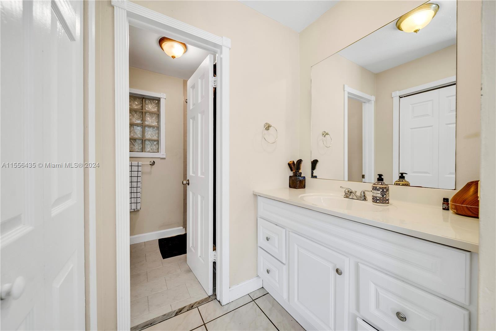 749 SW 101st Ct Cir