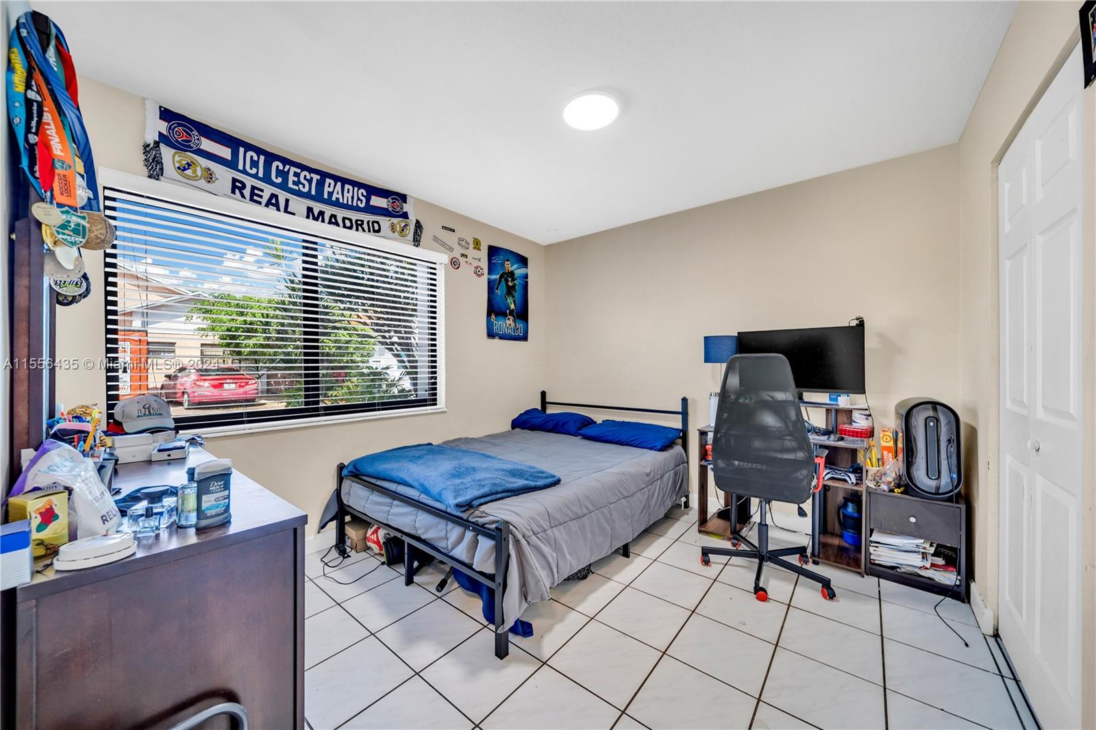 749 SW 101st Ct Cir